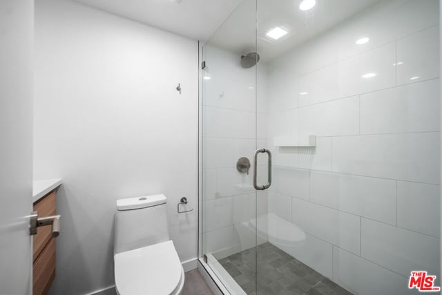 136 S Swall Drive 4, Los Angeles, CA 90048 — photo 24 of 32