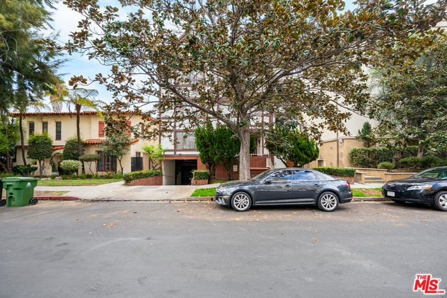 136 S Swall Drive 4, Los Angeles, CA 90048 — photo 31 of 32