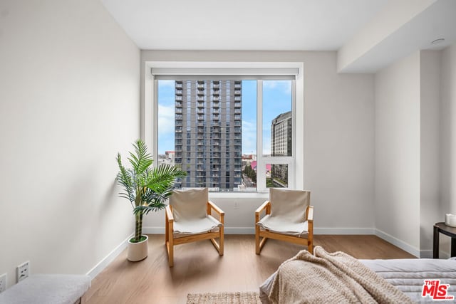 1050 S GRAND Avenue 1303, Los Angeles, CA 90015 — photo 27 of 61