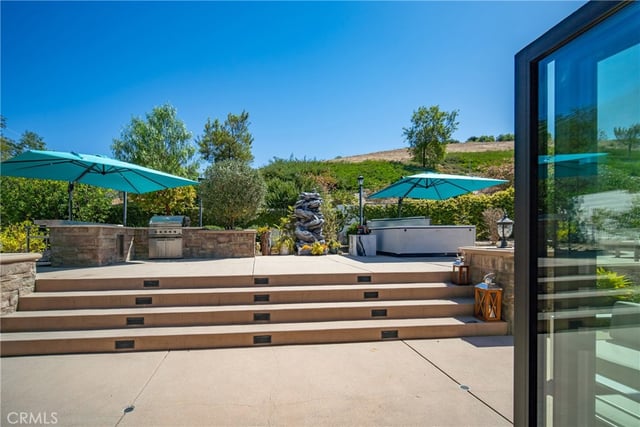 2025 Lonestar, Thousand Oaks, CA 91362 — photo 21 of 73