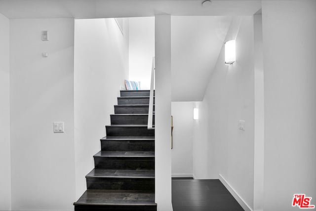 125 Pacific Street 8, Santa Monica, CA 90405 — photo 15 of 35