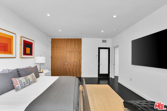 125 Pacific Street 8, Santa Monica, CA 90405 — photo 17 of 35