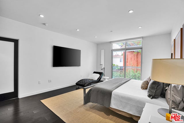 125 Pacific Street 8, Santa Monica, CA 90405 — photo 18 of 35