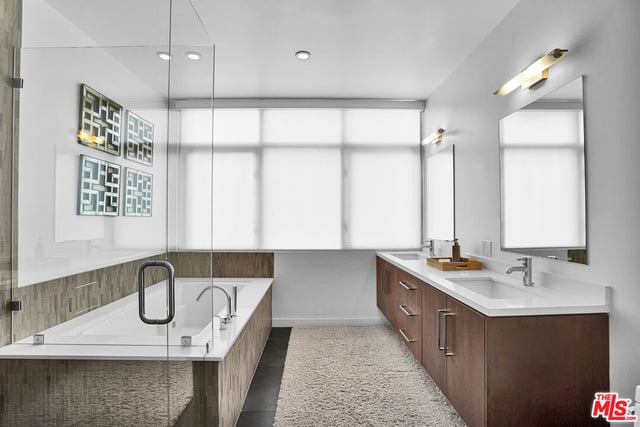125 Pacific Street 8, Santa Monica, CA 90405 — photo 21 of 35