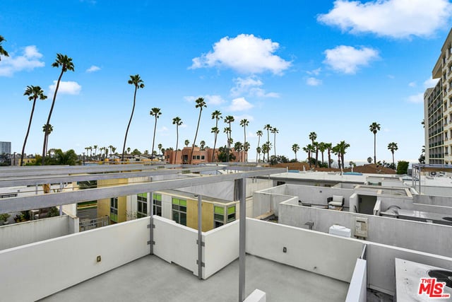 125 Pacific Street 8, Santa Monica, CA 90405 — photo 33 of 35