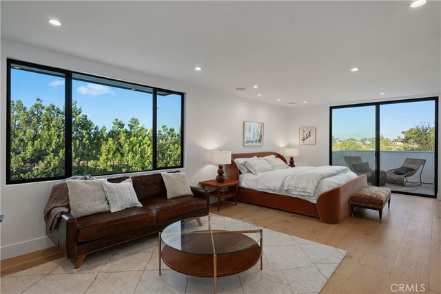 3516 Terrace View Drive, Encino, CA 91436 — photo 16 of 39