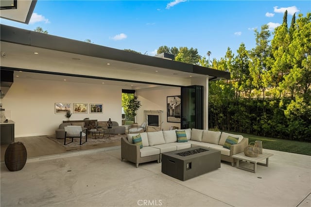 3516 Terrace View Drive, Encino, CA 91436 — photo 27 of 39