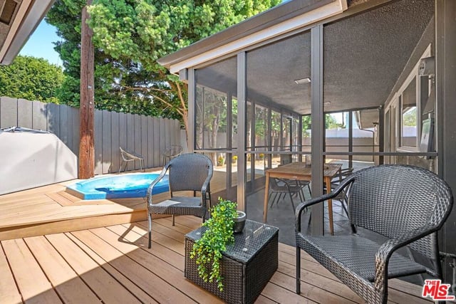 4334 Huntley Avenue, Culver City, CA 90230 — photo 17 of 22
