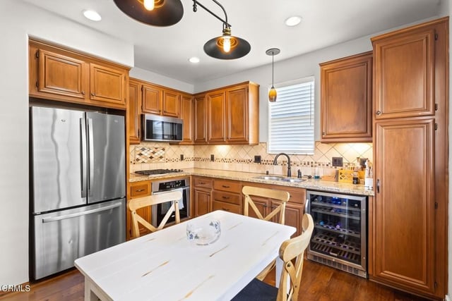 1524 Windshore Way, Oxnard, CA 93035 — photo 9 of 30