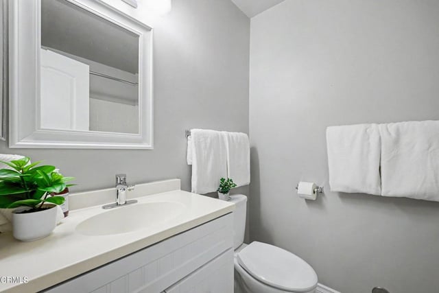 534 Holly Avenue, Oxnard, CA 93036 — photo 24 of 30