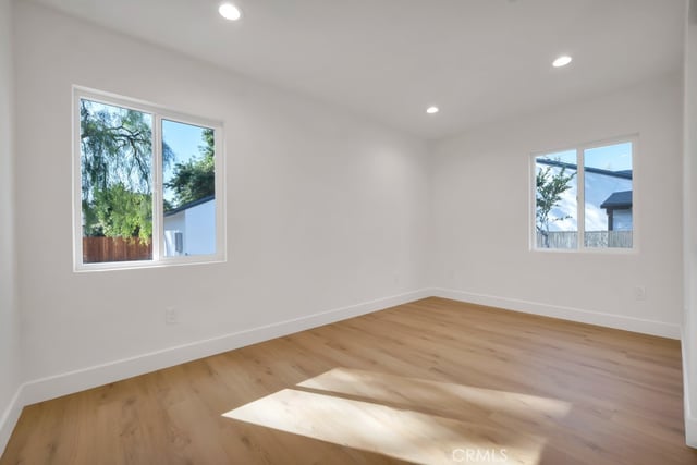 5547 Shoup, Woodland Hills, CA 91367 — photo 20 of 42