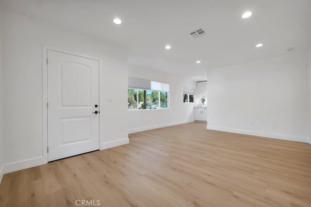 5547 Shoup, Woodland Hills, CA 91367 — photo 26 of 42