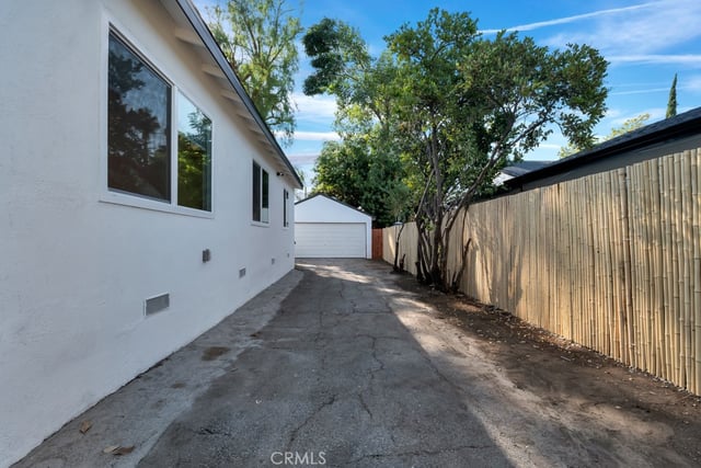 5547 Shoup, Woodland Hills, CA 91367 — photo 41 of 42