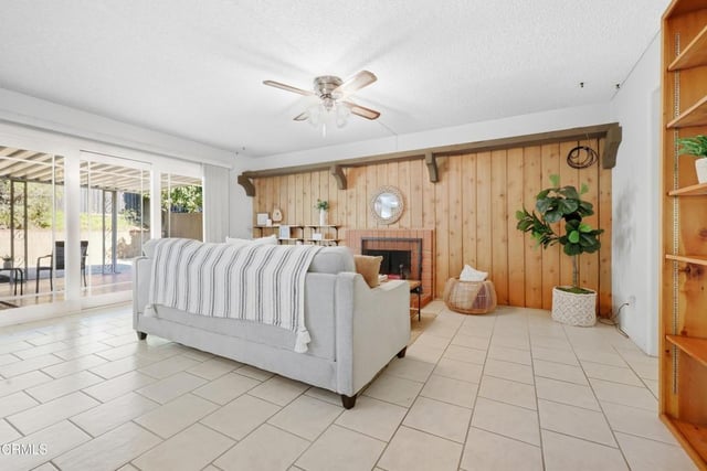 1242 Crestlake Avenue, Ventura, CA 93004 — photo 17 of 50