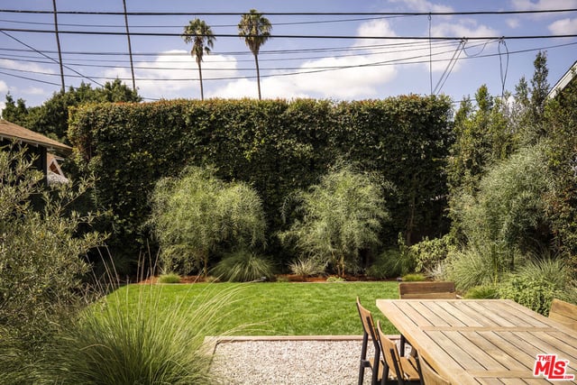 129 N St Andrews Place, Los Angeles, CA 90004 — photo 40 of 42