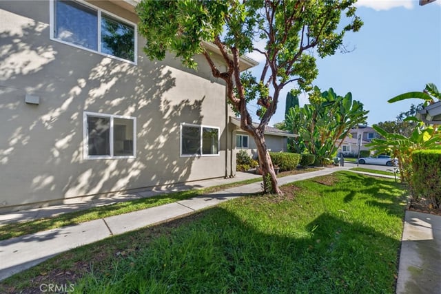 672 Avenida Del Platino, Newbury Park, CA 91320 — photo 4 of 30