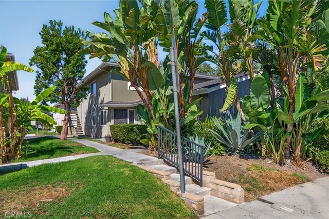 672 Avenida Del Platino, Newbury Park, CA 91320 — photo 5 of 30