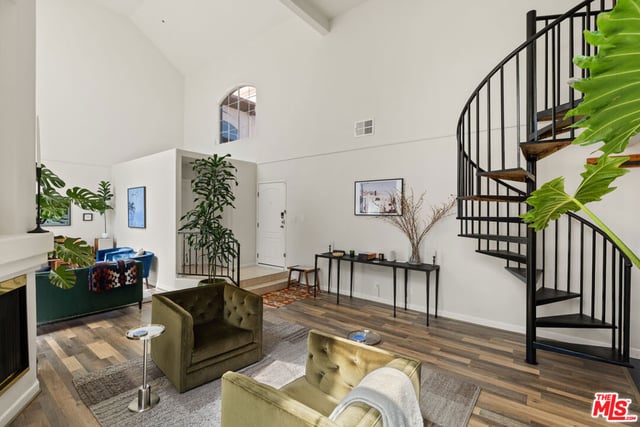 7101 La Tijera Boulevard J201, Los Angeles, CA 90045 — photo 3 of 19