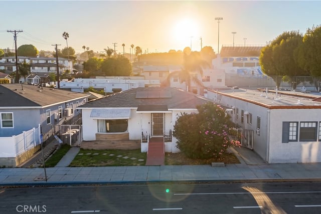 1631 S Cabrillo, San Pedro, CA 90731 — photo 4 of 42
