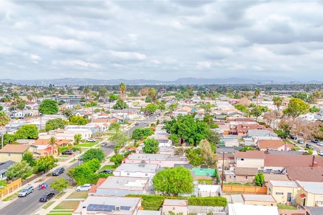 2512 W 60th Street, Los Angeles, CA 90043 — photo 34 of 37