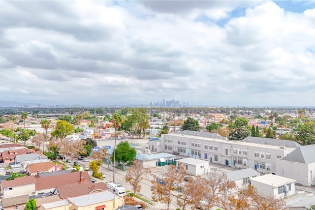 2512 W 60th Street, Los Angeles, CA 90043 — photo 35 of 37