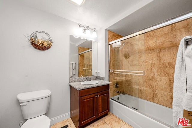 1401 S St Andrews Place 209, Los Angeles, CA 90019 — photo 12 of 15