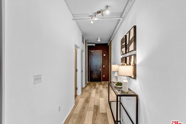 1111 S Grand Avenue 412, Los Angeles, CA 90015 — photo 33 of 38