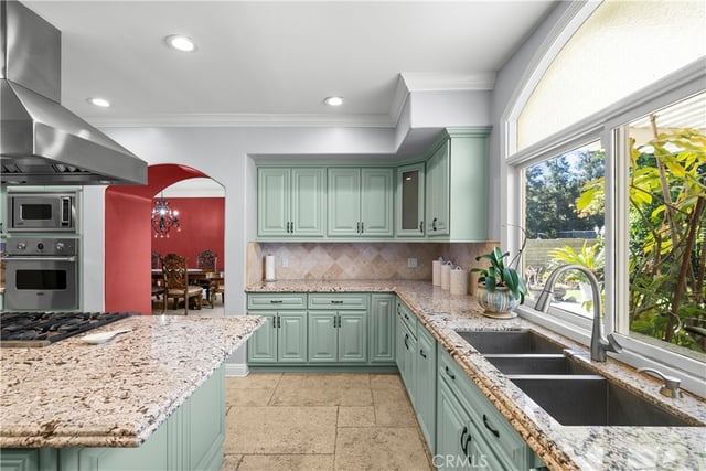 10909 Willowbrae Avenue, Chatsworth, CA 91311 — photo 10 of 72