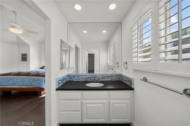 10909 Willowbrae Avenue, Chatsworth, CA 91311 — photo 35 of 72