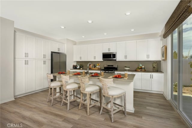 1518 E Holguin Street, Lancaster, CA 93535 — photo 4 of 17