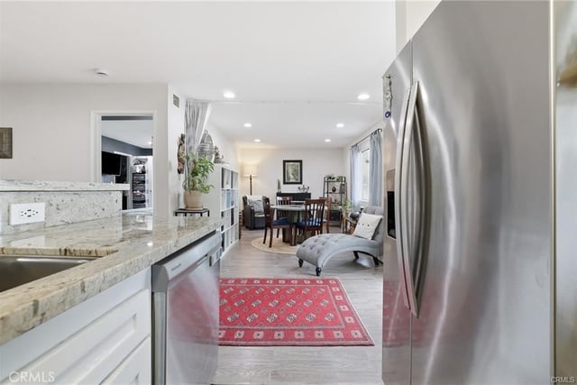 18530 Hatteras Street 337, Tarzana, CA 91356 — photo 15 of 32