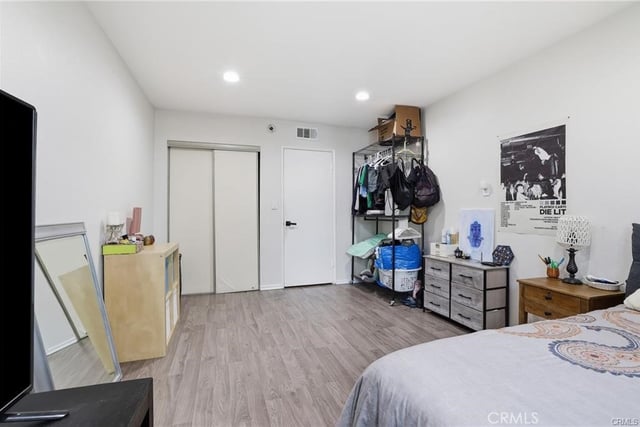 18530 Hatteras Street 337, Tarzana, CA 91356 — photo 16 of 32