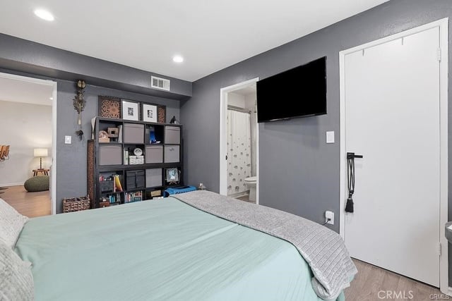 18530 Hatteras Street 337, Tarzana, CA 91356 — photo 19 of 32