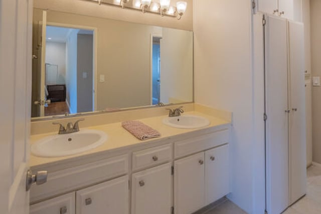11120 Moorpark Street 2, Toluca Lake, CA 91602 — photo 17 of 21
