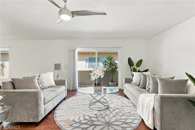 933 11th Street 9, Santa Monica, CA 90403 — photo 11 of 22