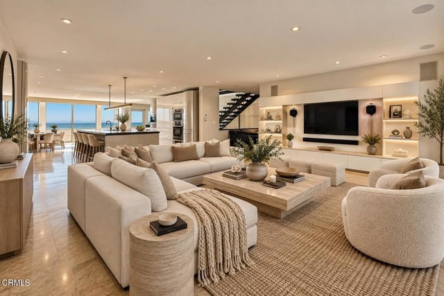 4015 Ocean Drive, Oxnard, CA 93035 — photo 17 of 46