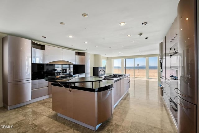 4015 Ocean Drive, Oxnard, CA 93035 — photo 8 of 46
