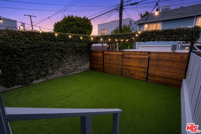 806 Navy Street, Santa Monica, CA 90405 — photo 20 of 22