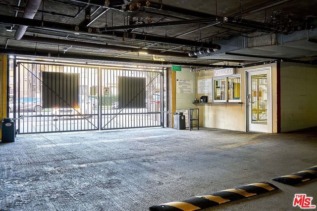 620 S Gramercy Place 432, Los Angeles, CA 90005 — photo 50 of 64