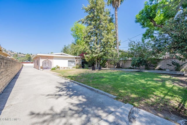 10517 Penrose Street, Sun Valley, CA 91352 — photo 3 of 87