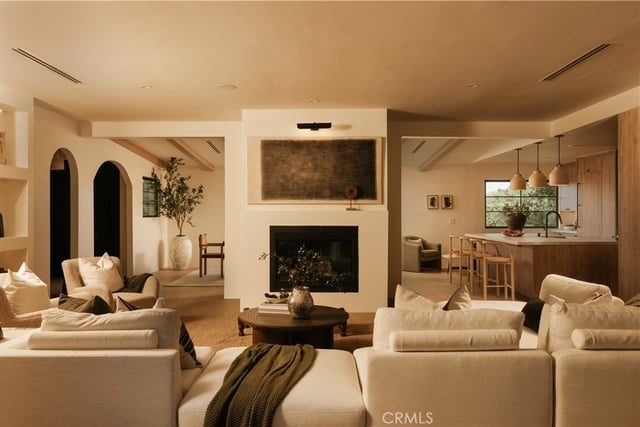 17930 Karen Drive, Encino, CA 91316 — photo 10 of 51