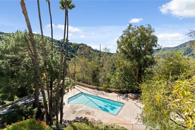 1935 Alpha Road 314, Glendale, CA 91208 — photo 22 of 27