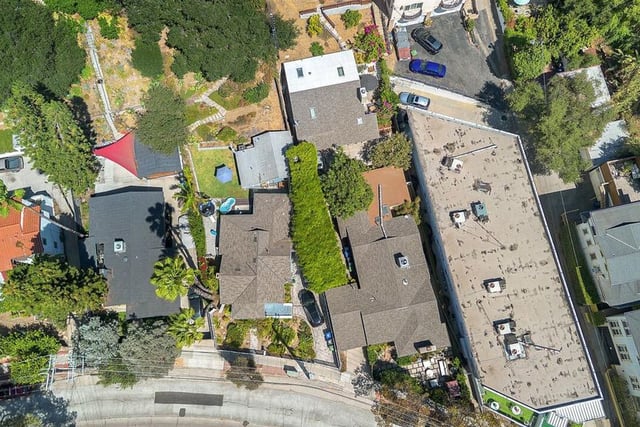 2652 N Beachwood Drive, Los Angeles, CA 90068 — photo 4 of 42