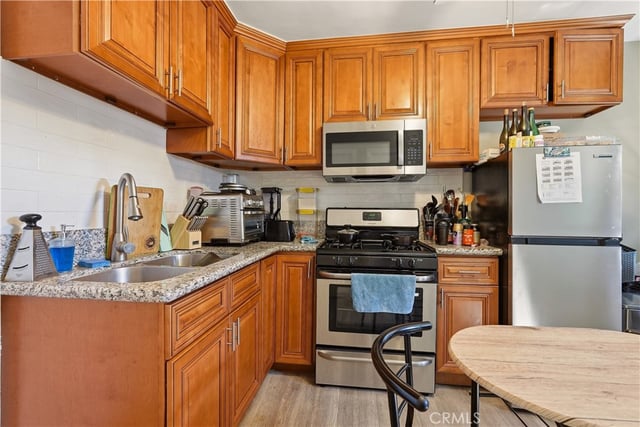 13737 Mercer, Pacoima, CA 91331 — photo 26 of 31