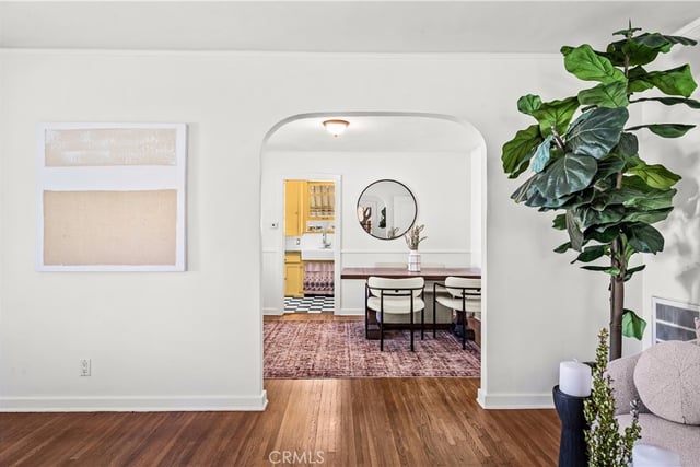 2024 Beverly, Pasadena, CA 91104 — photo 2 of 50