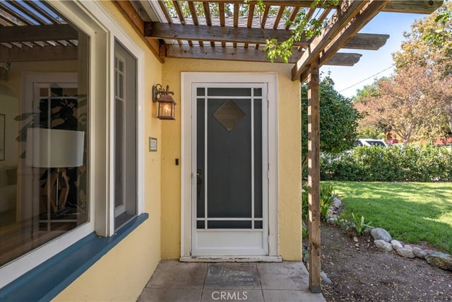 2024 Beverly, Pasadena, CA 91104 — photo 8 of 50