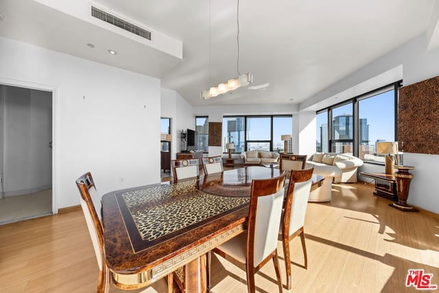 1100 Wilshire Boulevard 3508, Los Angeles, CA 90017 — photo 3 of 35