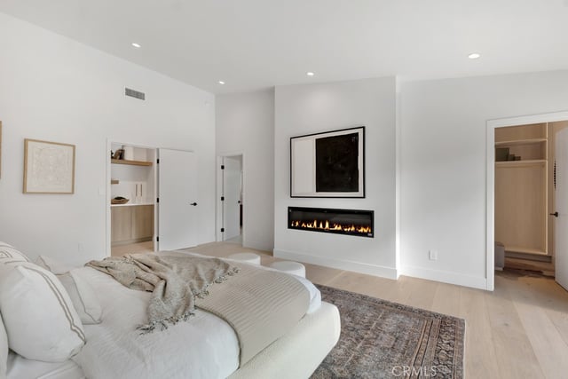5330 Dubois Avenue, Woodland Hills, CA 91367 — photo 22 of 63