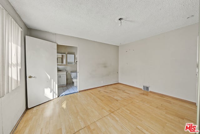 154 S Hobart Boulevard, Los Angeles, CA 90004 — photo 12 of 32