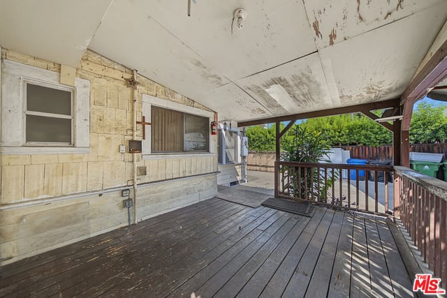 154 S Hobart Boulevard, Los Angeles, CA 90004 — photo 23 of 32